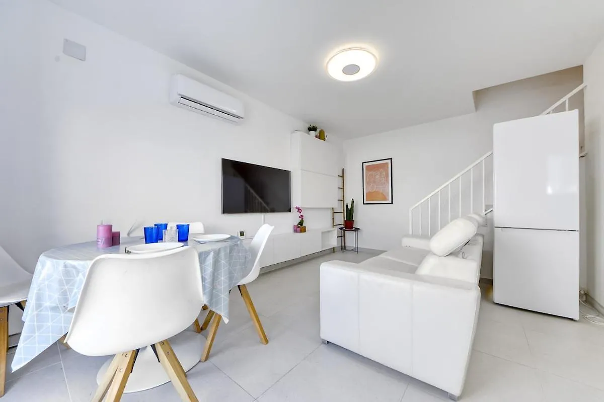 Casa Con Piscina Privada Y Comunitaria Vila Empuriabrava 0*,