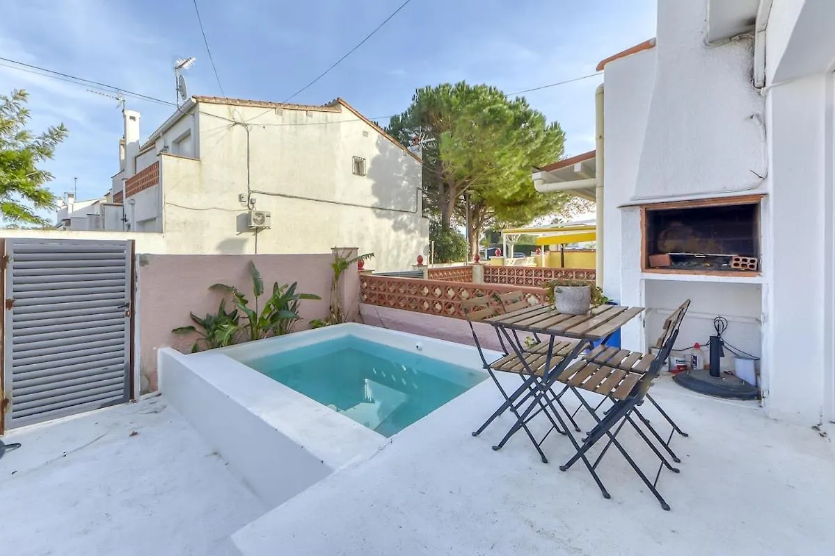 Casa Con Piscina Privada Y Comunitaria Vila Empuriabrava 0*,  Espanha