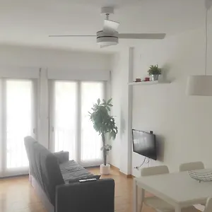 Apartamento Renovado, Luminoso, A 300m De La Playa Apartamento